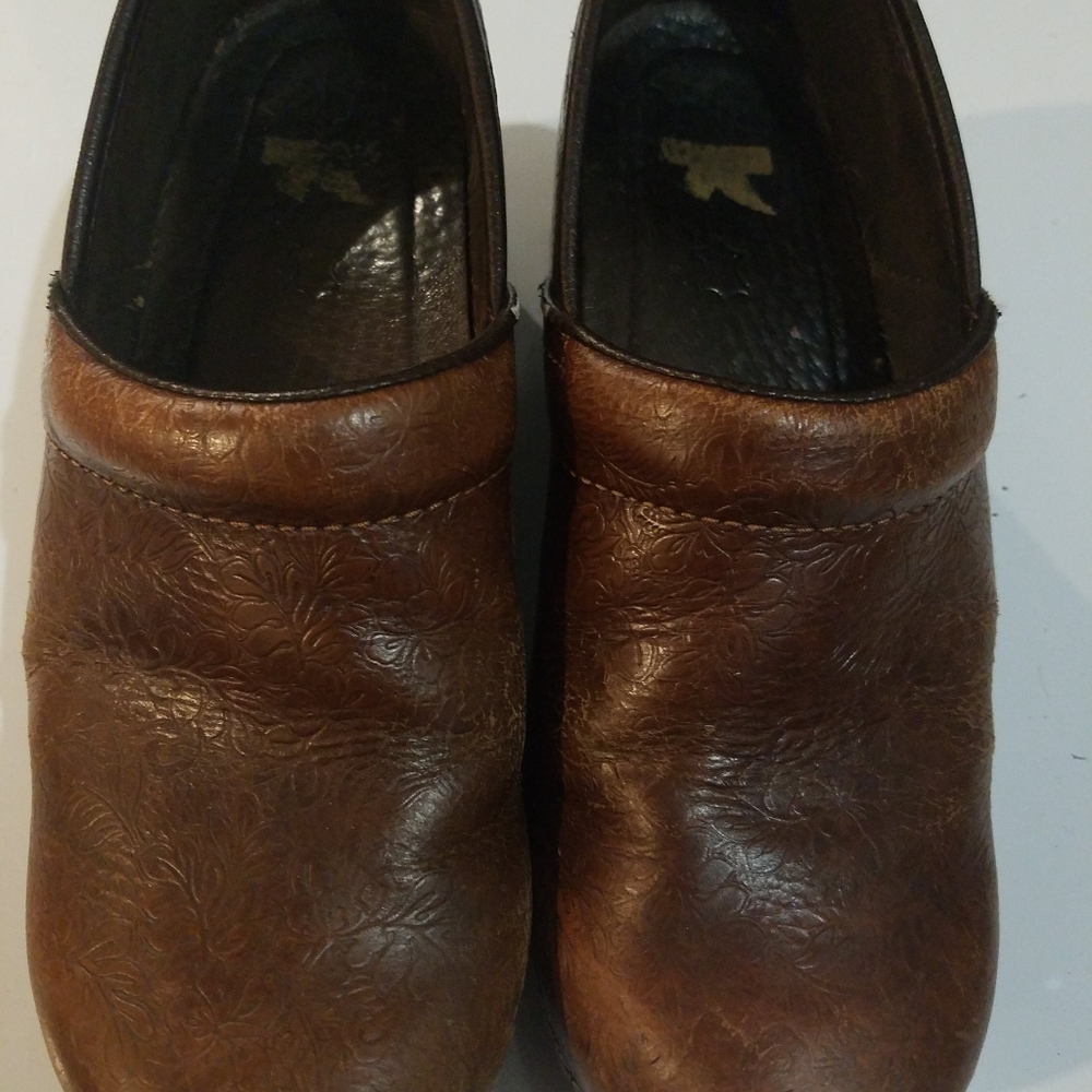 Dansko size 7.5 38 womens shoes